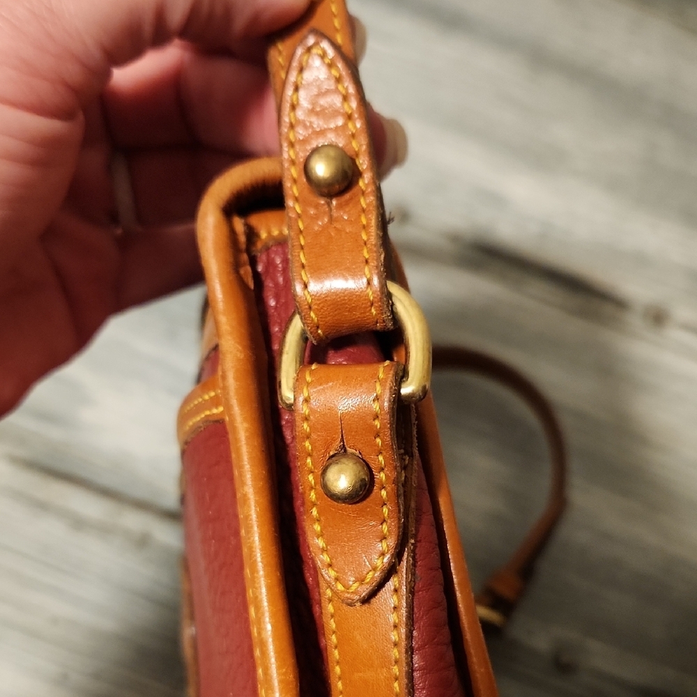 Vintage Dooney & Bourke Crossbody - Picture 14 of 16